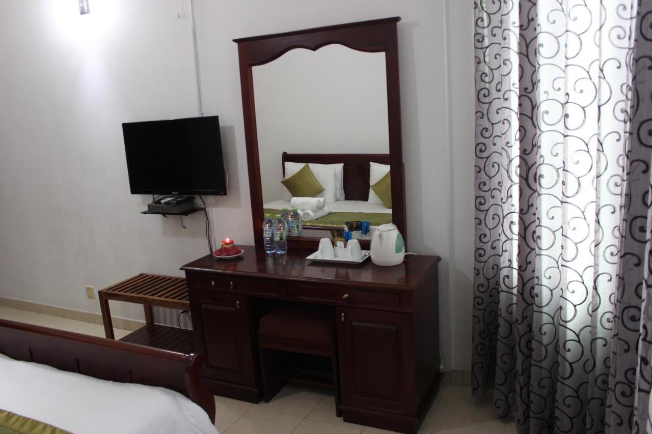 Hillcrest Villa Перадения Екстериор снимка